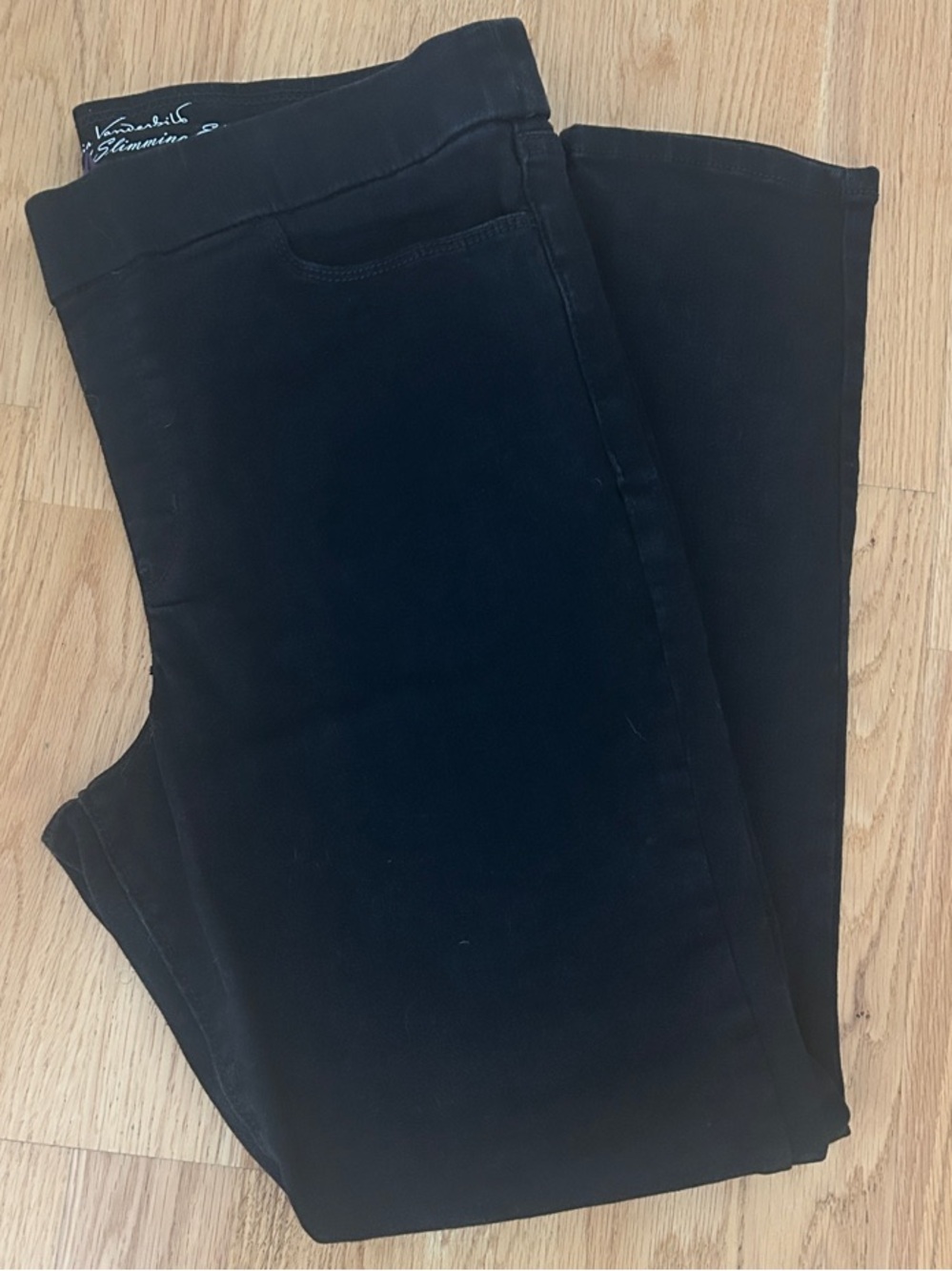 Gloria Vanderbilt Black Straight Leg Women's Jeans